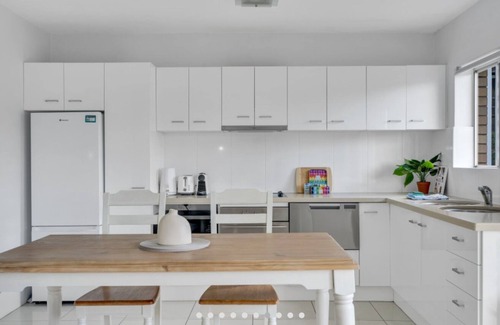 Milton Apartment | Stylish one bedroom flat in the Paddington, Brisbane. Five minutes to the city.
