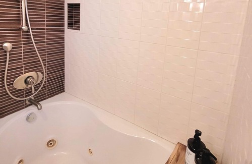 West Covina House | Stylish Retreat w/ Private Patio, Queen Beds & BBQ
