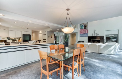 Black Butte Ranch House | Stylish & secluded home with a washer/dryer, fireplace, & resort amenity access