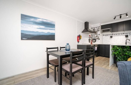 Manuka Apartment | Stylish Stay in Griffith 3 mins from Kingston