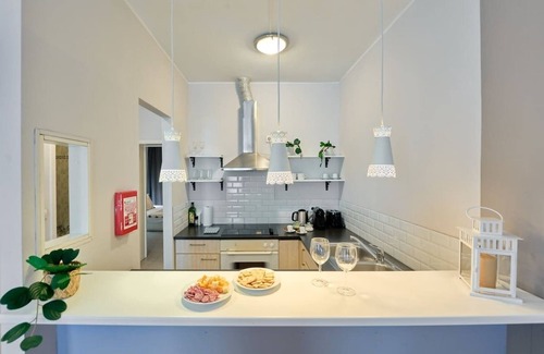 Lower Town Apartment | Stylish Stay Near Grand Place 3