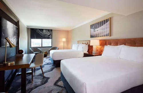 Glencoe House | Stylish stays near SMU