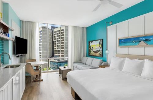 Downtown Atlanta Hotel | Stylish Studio Resort - Margaritaville