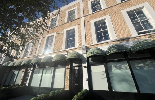 Westbourne Apartment | Stylish Studio w/Lift Prime Maida Vale Location