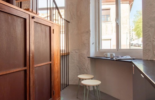 Paranhos House | Stylish Triplex Home by LovelyStay