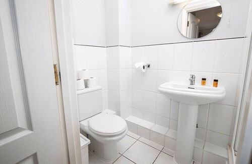 Bracknell Apartment | Stylish Two Bedroom Apartment in Bracknell