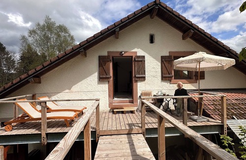 La Rosiere House | Stylish vacation apartment in enchanting natural surroundings with swimming pond