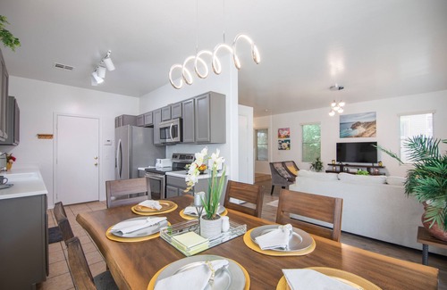 Laveen Village House | Stylish Vacation Home Phoenix - Low Rates NOW!