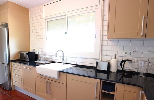 Olivella Villa | Stylish Villa Jupiter with cool Swimming pool and A/C, quiet setting