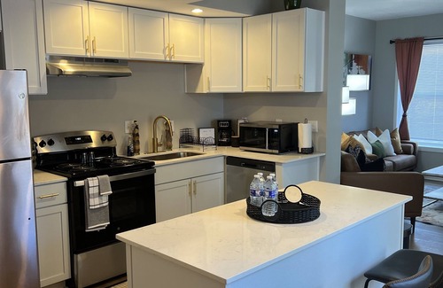 Oregon District House | Stylishly designed, this town home offers comfort and sophistication.