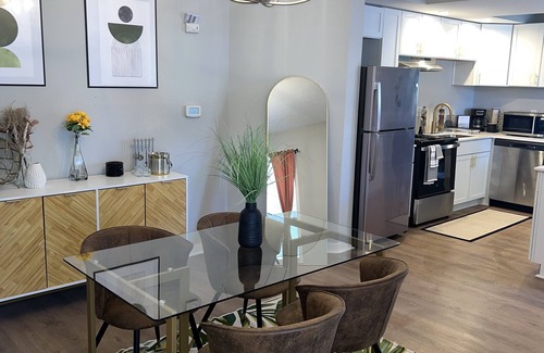Oregon District House | Stylishly designed, this town home offers comfort and sophistication.