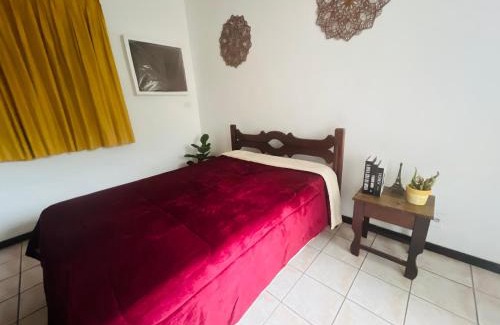 Enseada House | Suíte suspensa Guarujá