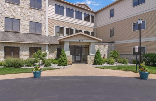 Traverse City House | Sugar Beach Villa 1012 Luxury Waterfront Condo