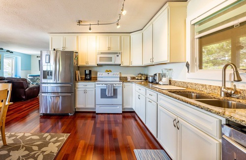 White River Township House | Sugar Sands Cottage - Lake Michigan