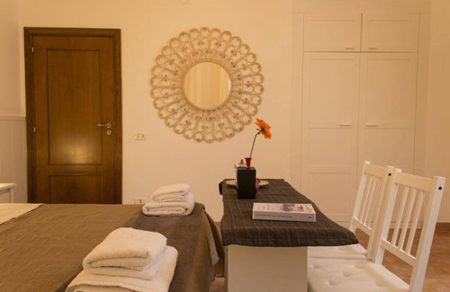 Historical Center Apartment | Sui Tetti di Napoli - in the heart of authentic naples
