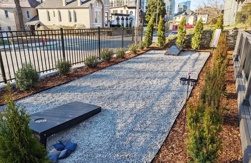 Edgehill Apartment | Suite 108: Luxe Music Row Stay, Walk to Gulch!