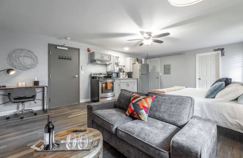 Rock Spring Apartment | Suite 211 at Rock Spring Resort