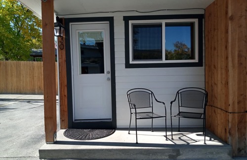 Helena Apartment | Suite 30 - Double Queen Corner Suite
