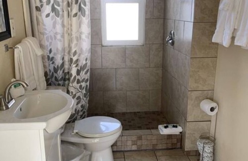 Helena House | Suite 34- Victorian Suite
