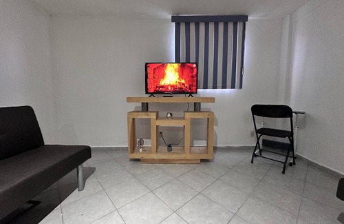 Cuautitlan Izcalli Apartment | Suite#9|Close to Auto. Mex-Qro.