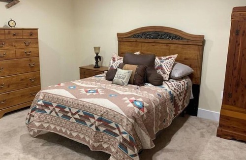 Middletown House | "Suite" at Settle Down horse farm