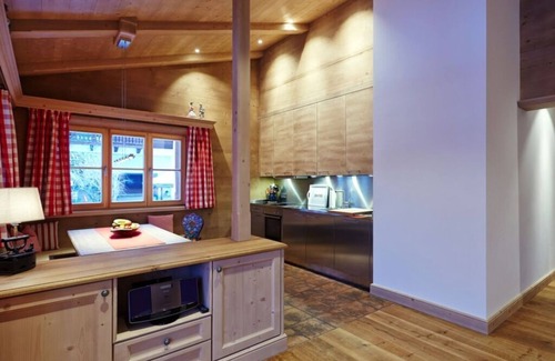 Abwinkl Ski Chalet | Suite Birch Modern retreat
