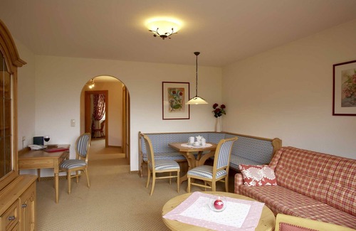 Tannheim Apartment | Suite Edelweiß - Landhaus Sammer