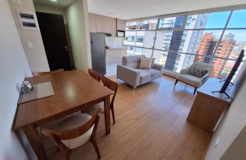 La Carolina Apartment | Suite en Iñaquito - Edificio Bernini