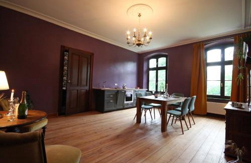 Behren-Luebchin Apartment | Suite Georg Anno 1869 HERRENHAUS VIECHELN