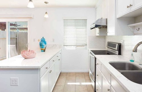 Tustin Apartment | Suite in the Heart of Tustin