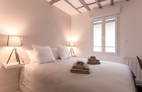 Quartier Saint-Marc - Croix de Pierre - Saint-Nicaise Apartment | Suite Longhorn - Studio Design et Chaleureux a Rouen