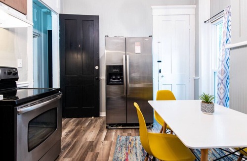 Smoketown Jackson Cabin | Suite near downtown Louisville, KY · Suite I