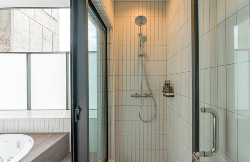 Atami Hotel | Suite Room91Nopets allowed1offsite parking lot/Atami Shizuoka