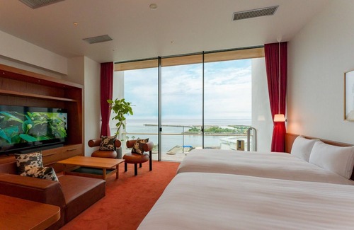 Atami Hotel | Suite Room92Nopets allowed1offsite parking lot/Atami Shizuoka