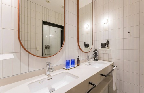 Atami Hotel | Suite Room92Nopets allowed1offsite parking lot/Atami Shizuoka