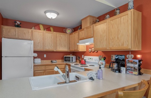 Downtown Leavenworth Condo | Suite Serenity-Adventurepark, Village, WIFI, Park