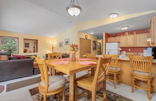 Downtown Leavenworth Apartment | Suite Serenity Condo by NW Comfy Cabins