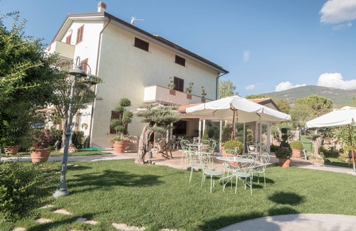 Rivotorto Apartment | Suite with Jacuzzi and swimming pool in Assisi