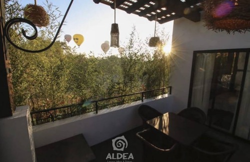 Teotihuacan House | SUITE WITH JACUZZI AND PRIVATE TERRACE IN PYRAMIDS