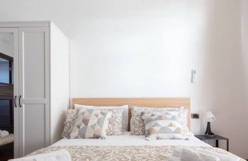 Fiumicino Apartment | [Suite4] - P. Bath, Airport, Fiera, P. Leonardo
