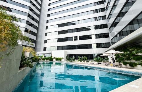 Kennedy Apartment | Suites de lujo cerca del WORLD TRADE CENTER, Parking Gratis, GYM, PISCINA