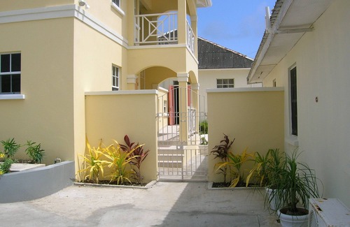 Enterprise Apartment | 'Suits Me Too!' Fantastic Location Across from the Sea!