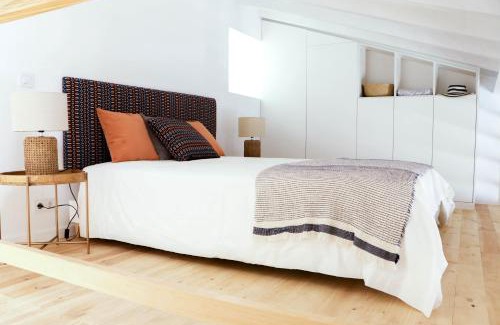 Aljezur House | SUKHA loft at the Castle