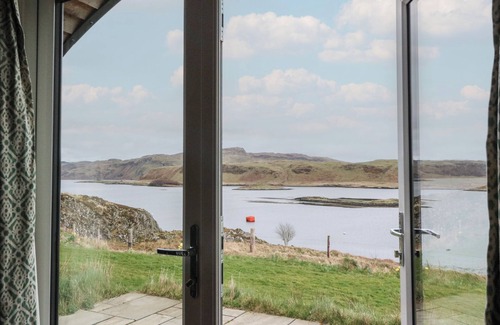 Isle of Luing Cottage | SULA, pet friendly, with a garden in Cullipool, Isle Of Luing