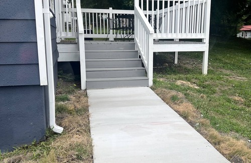 Danville Cottage | Sully’s Place by the park