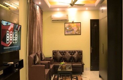 New Delhi Hotel | Sumedha Premium
