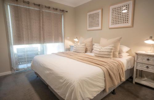 Bright House | Summer Home - Our Place at Bright