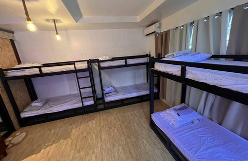 Digos City Apartment | Summer house is a cozy bunk bed apartment that is good for family or friends.
