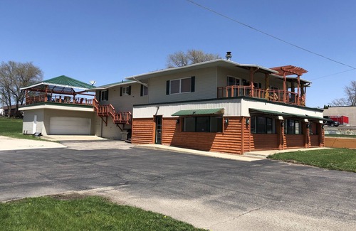 Storm Lake Apartment | Summer is booking FAST!