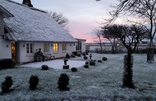 Emmelsbuell-Horsbuell Apartment | Summer love vacation apartment on the North Sea with a view of the countryside